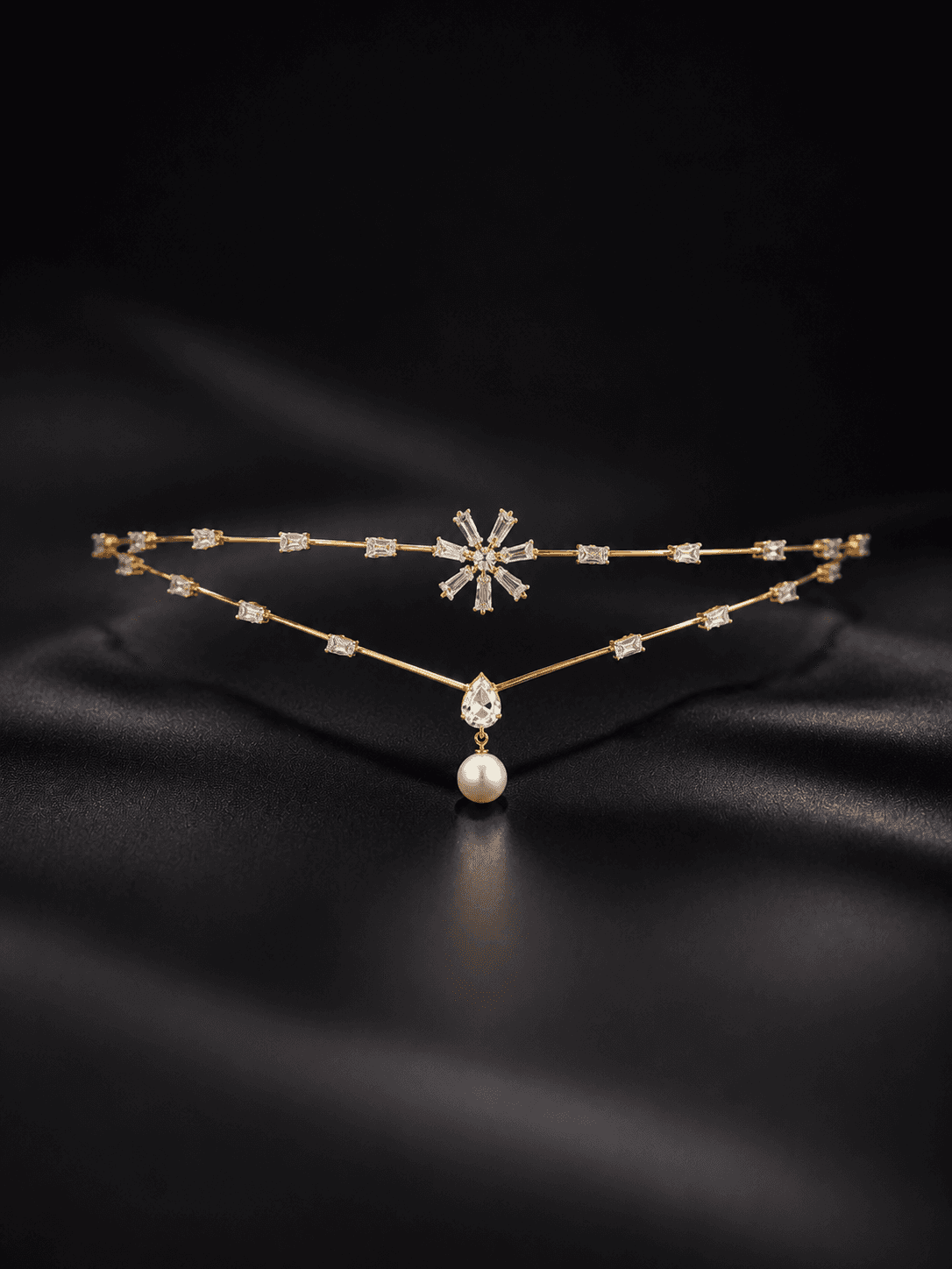 Celestine Tiara in White, size Free